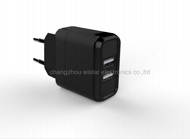 WISTAR WRD-604 travel charger with 2 usb ports
